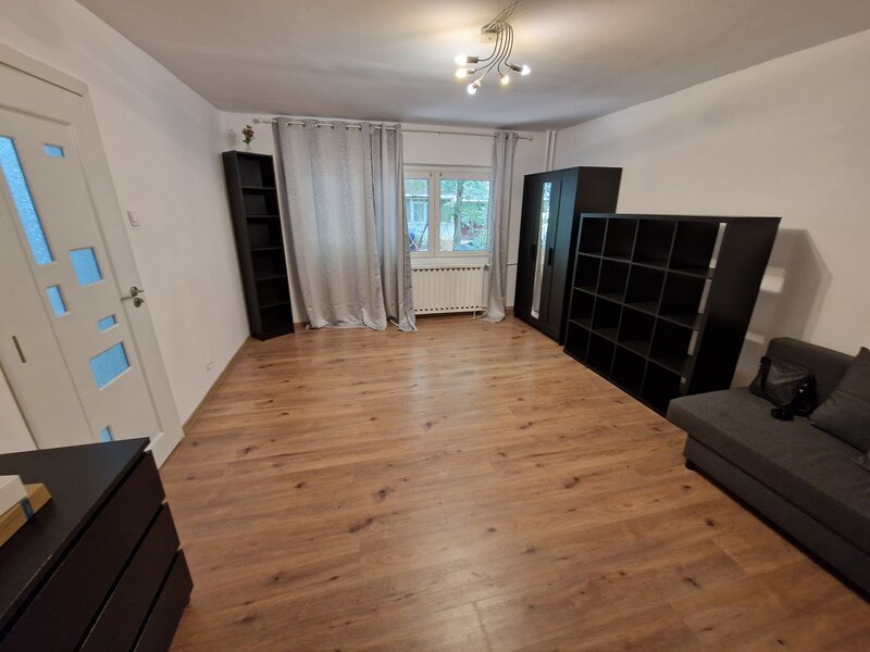 Lacul Tei, Domino, garsoniera inchiriere